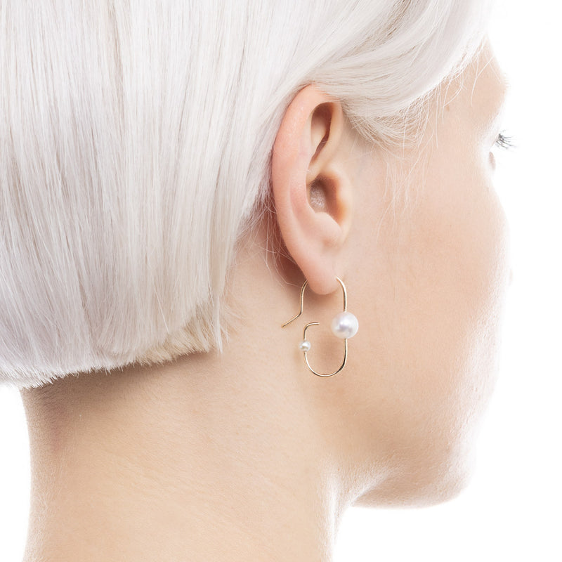 "Miró" Pearl Earring