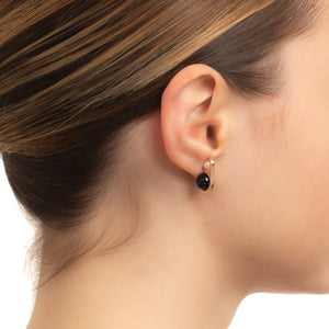 BELUGA Pearl Onyx Earring