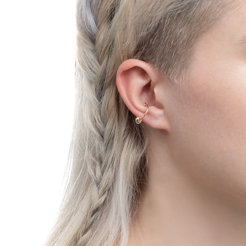 ALL ABOUT BASICS 3 Circles Ear Cuff