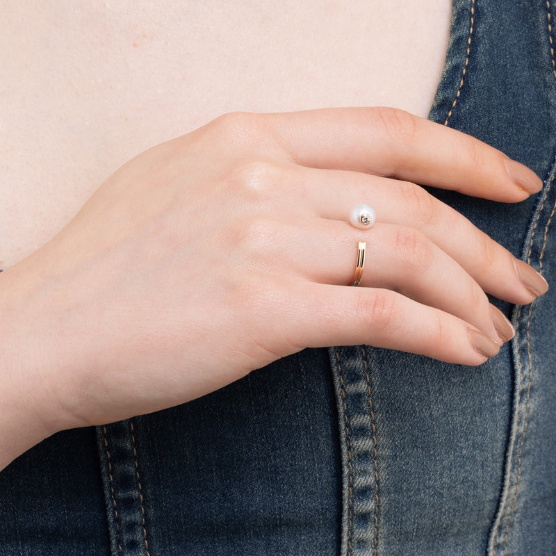 "Beluga" Pearl Diamond Ring