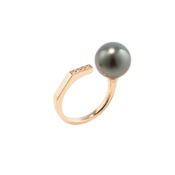"Manhattan" Tahitian Black Pearl Diamond Cuff Ring