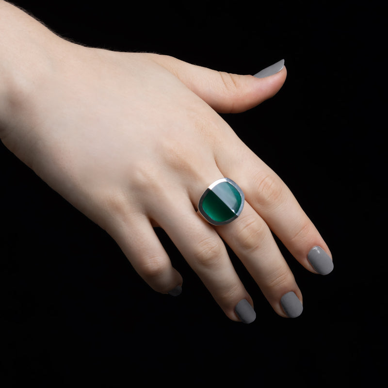 "EQUINOX"-Pyramid Green Agate Ring L size
